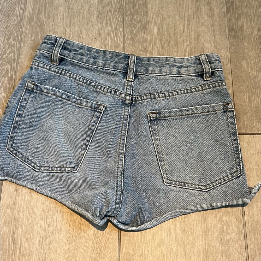 Amuse Society Blue Jean shorts - Picture 2 of 2